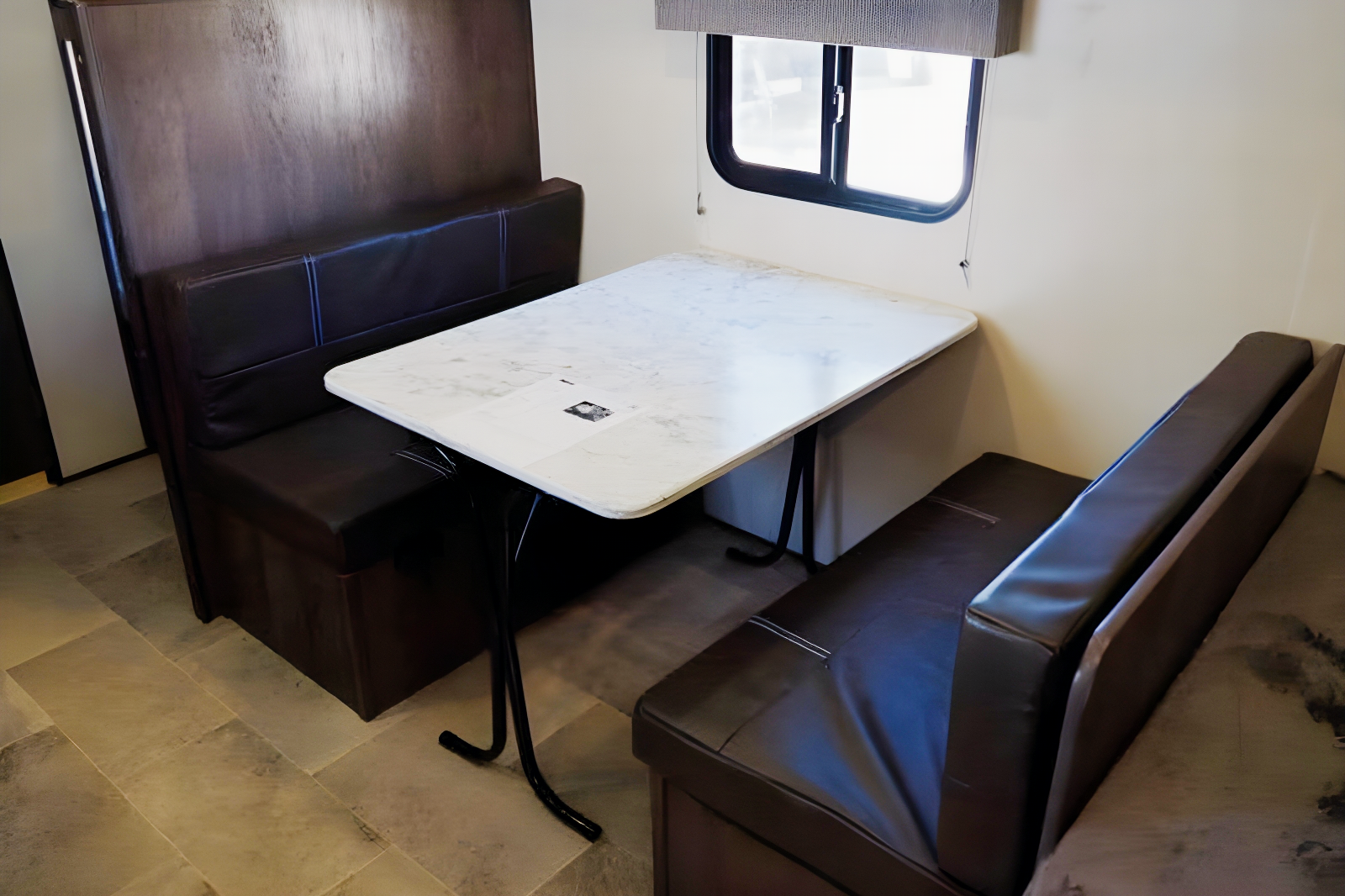 2022 Coleman Lantern Travel Trailer