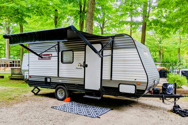 2022 Coleman Lantern Travel Trailer