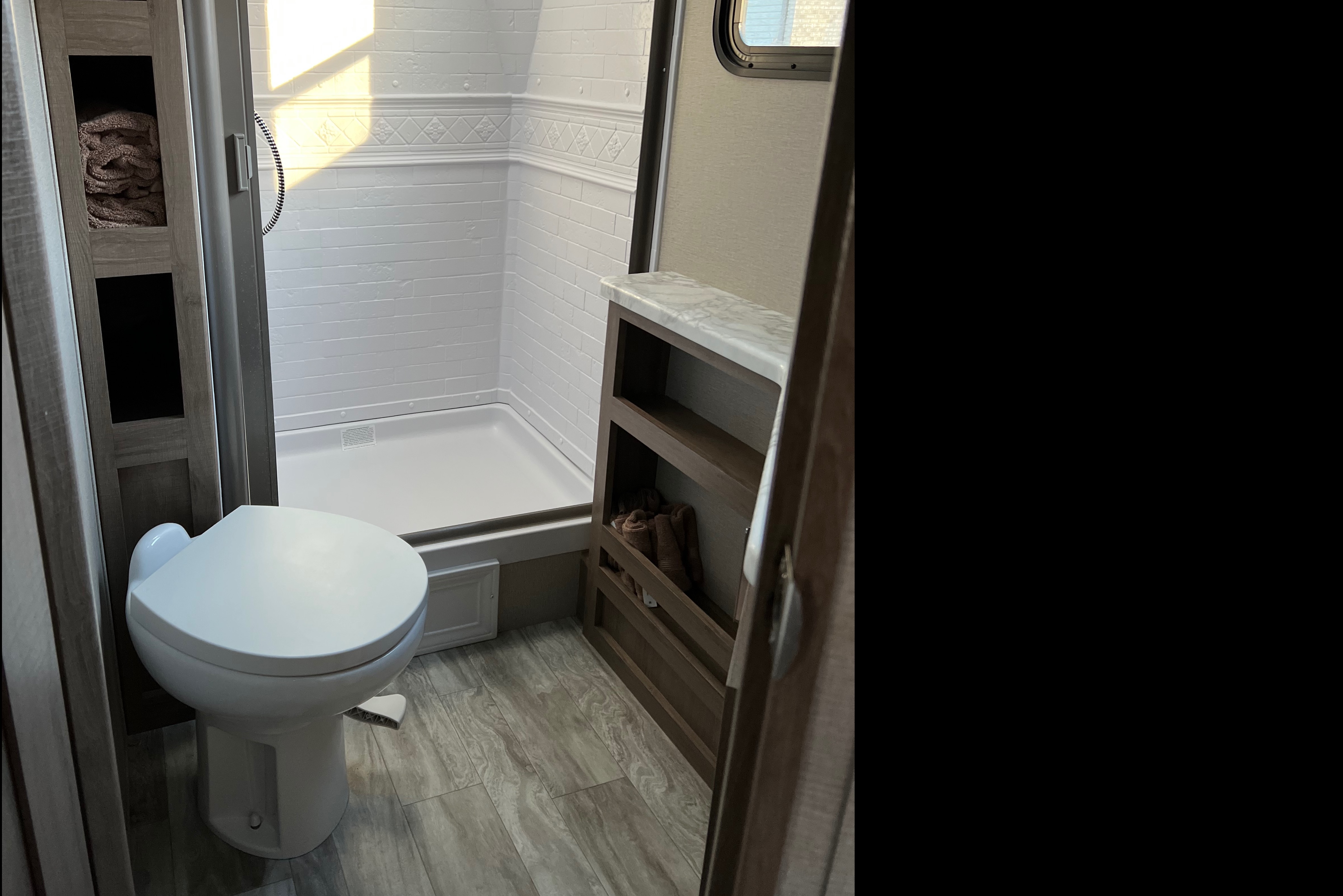 2021 Grand Design Imagine XLS 21BHE Travel Trailer