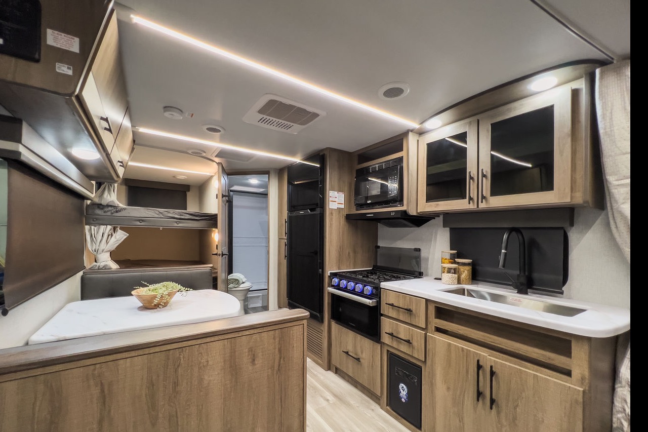 2021 Grand Design Imagine XLS 21BHE Travel Trailer