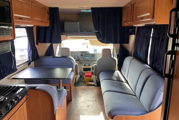 Thor Motorcoach Majestic 28A