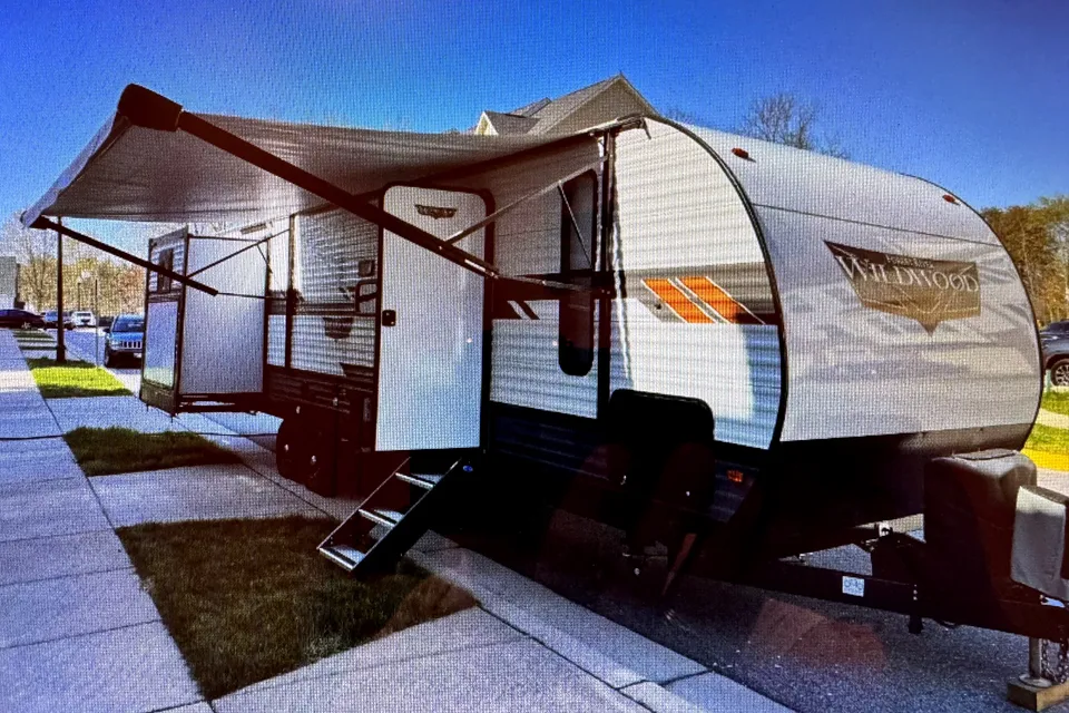 Juan's Forest River 31KQBTS Travel Trailer