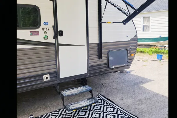 Fitzpatrick Open Range 19 BH Travel Trailer