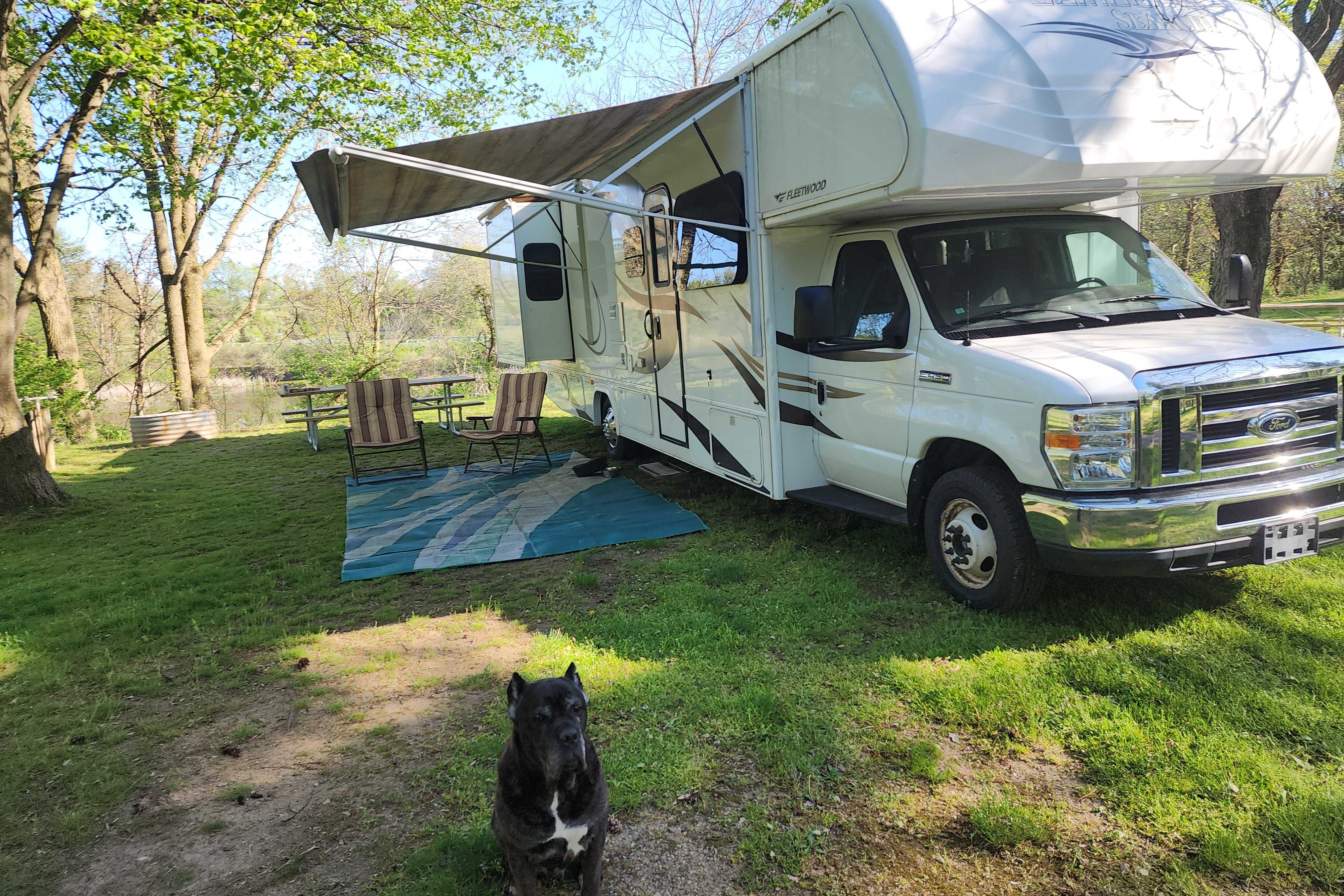 2015 Fleetwood Jamboree Searcher 31m