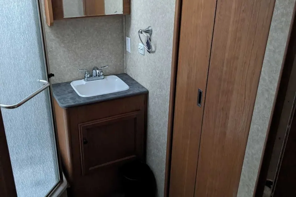 2015 Fleetwood Jamboree Searcher 31m
