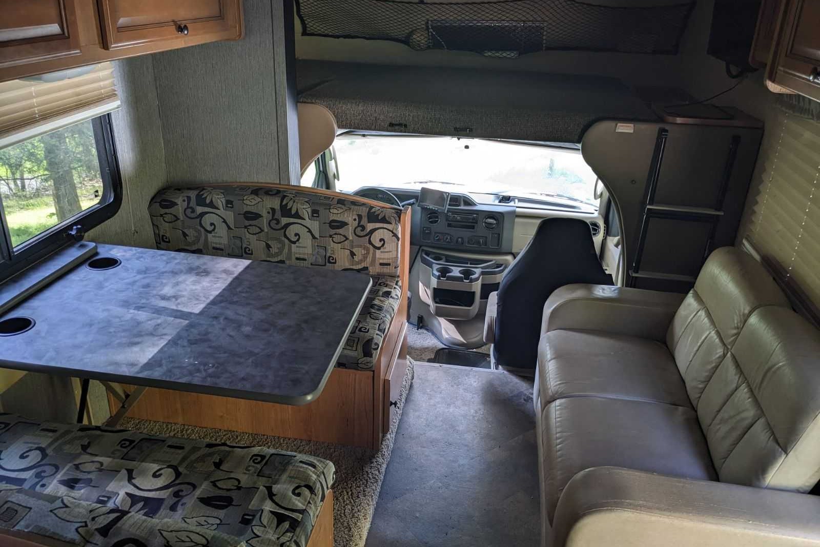 2015 Fleetwood Jamboree Searcher 31m