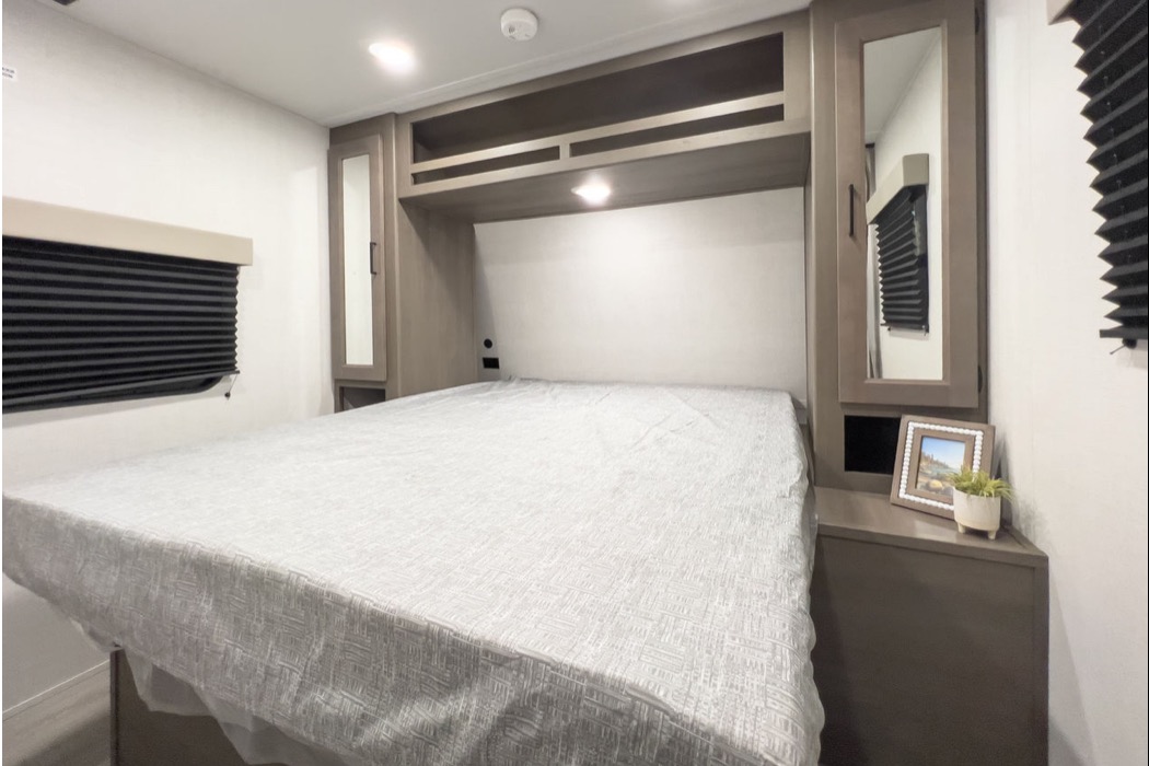2024 Grand Design Transcend Xplor – Family Camper w/ Delivery!