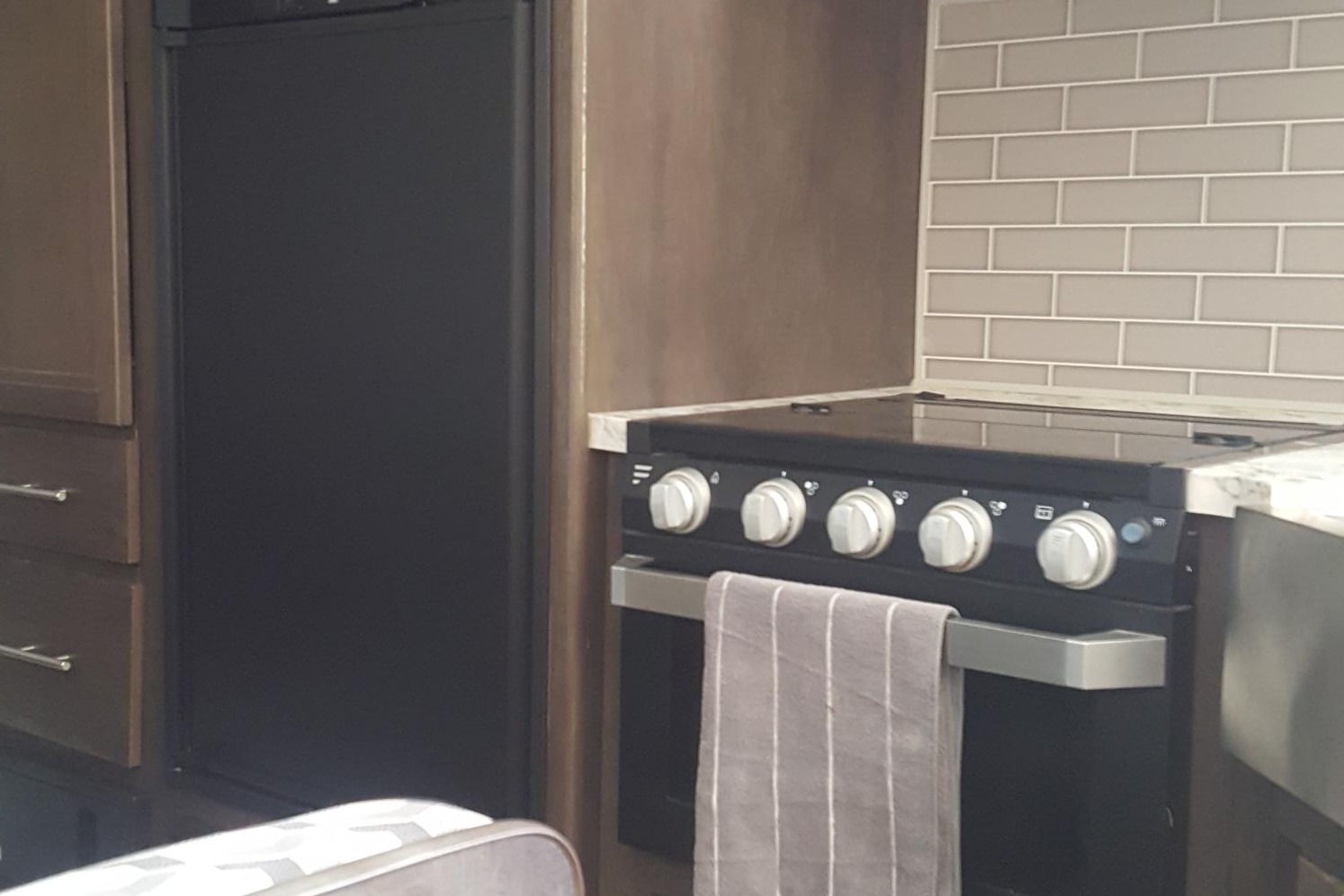 Camelia & Michael's 2020 Coleman Lantern 264RLWE 