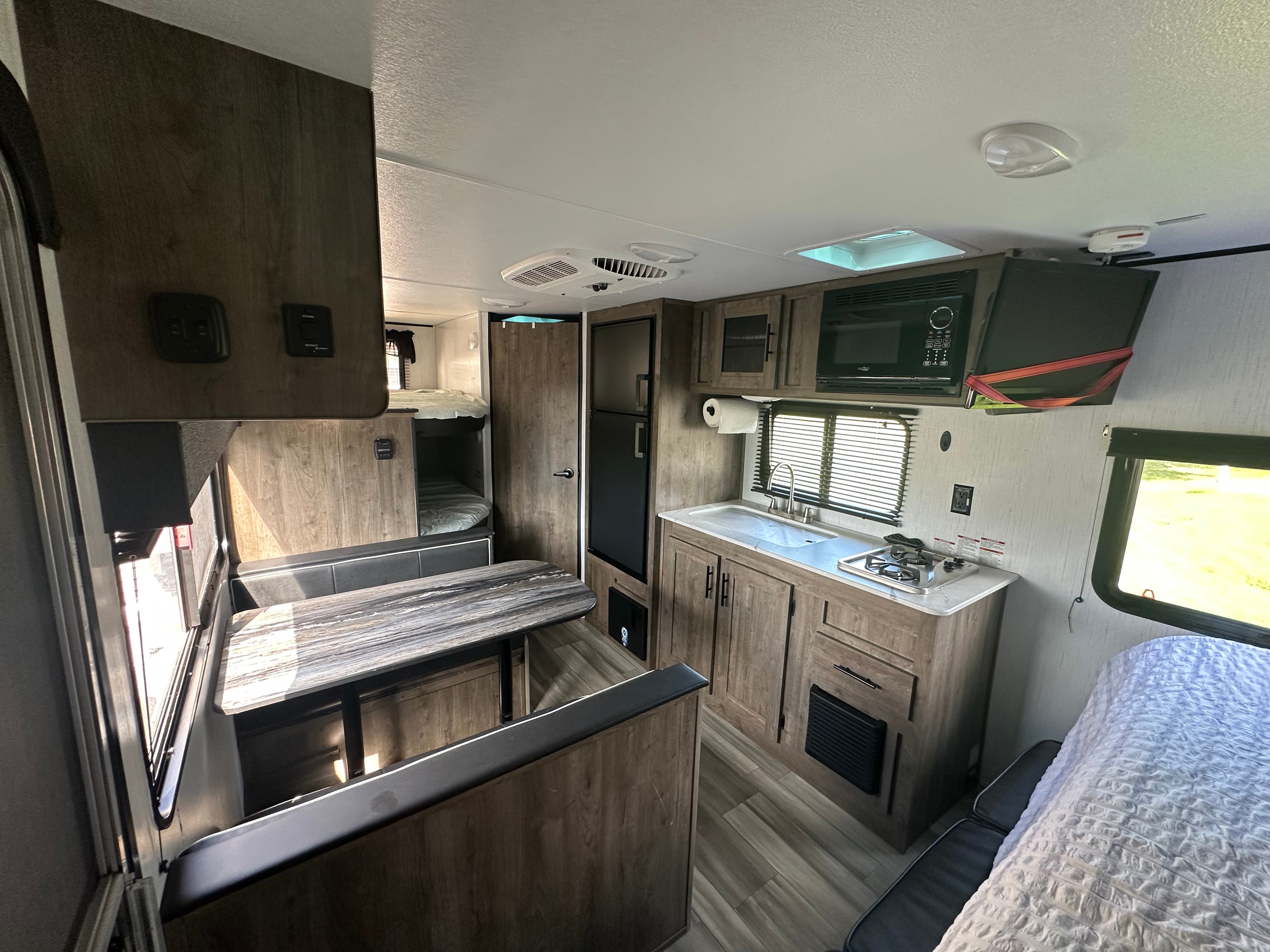 Adventure-Ready 2022 Pioneer Trail Blazer – Comfort Meets the Open Road