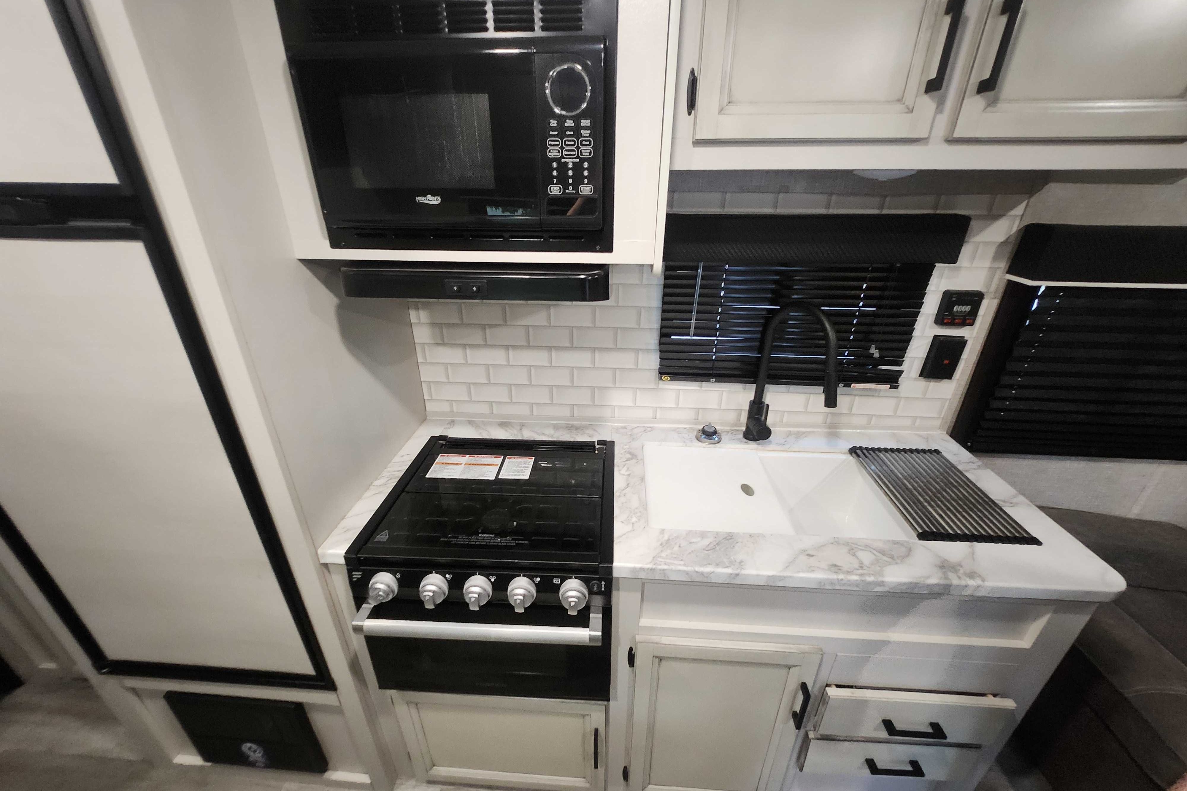 ramon's Jayco J flight RME 264BH Travel Trailer