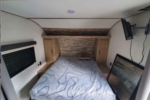 Grand River 25BH Travel Trailer