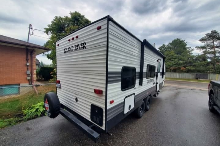  Grand River 25BH Travel Trailer