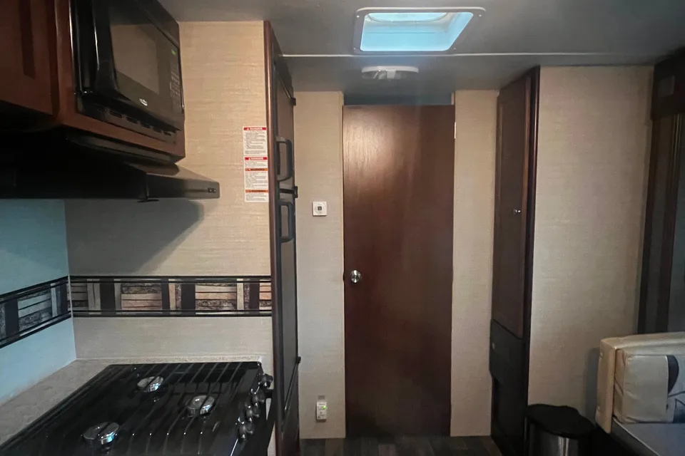 Sam- Cozy Couple Camper