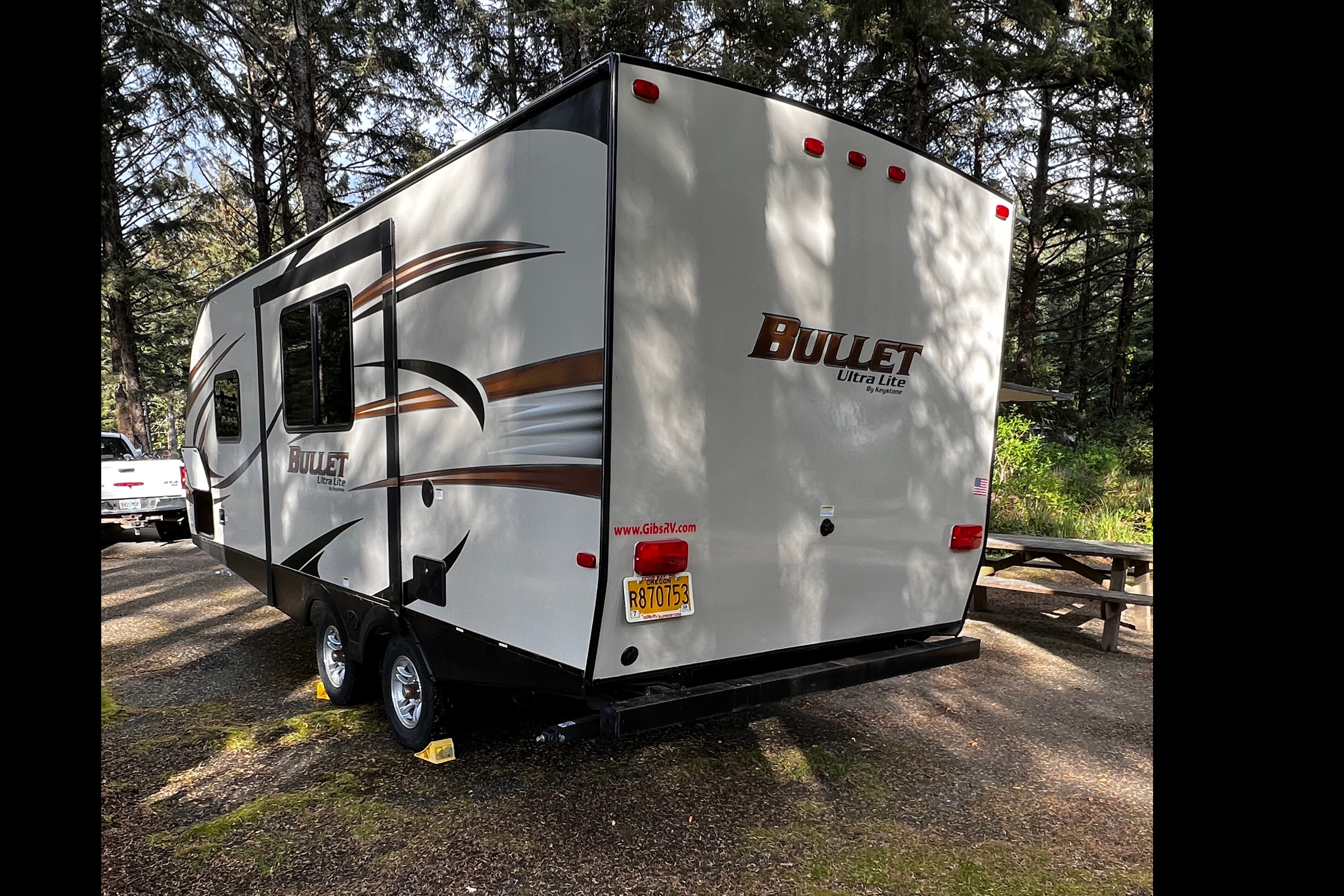 Sam- Cozy Couple Camper