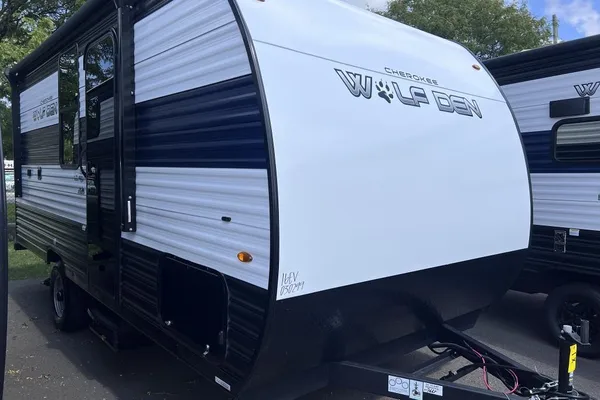 Forest River Cherokee Wolf Den 16 EV Travel Trailer
