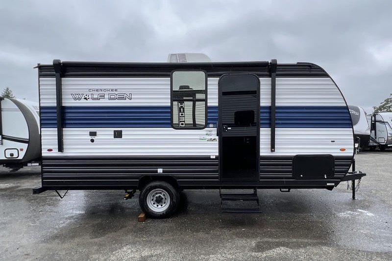 Forest River Cherokee Wolf Den 16 EV Travel Trailer