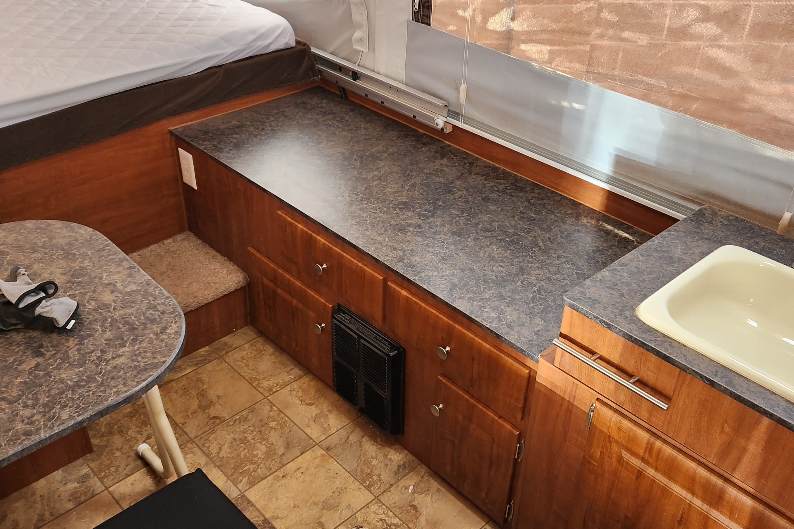 JAMIE's Jayco Jay Series 1207 Pop Up Tent Trailer