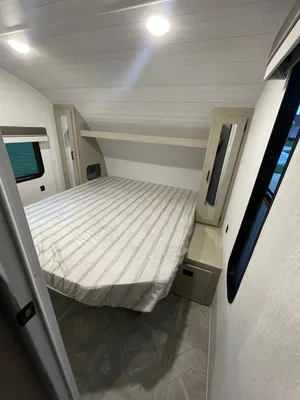 The Tower Grove - Family Bunkhouse Adventure
