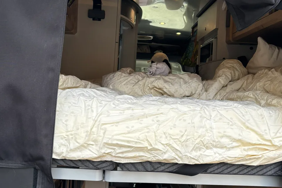 John's Airstream Rangeline Class B