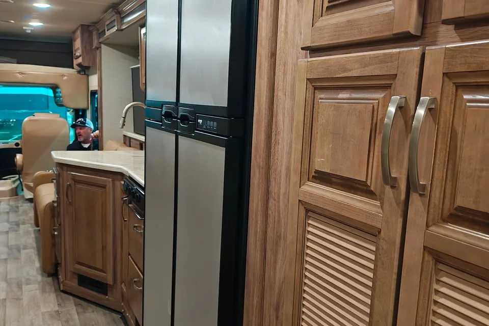 Jonathan's Grayco Precept 34Gg Class A