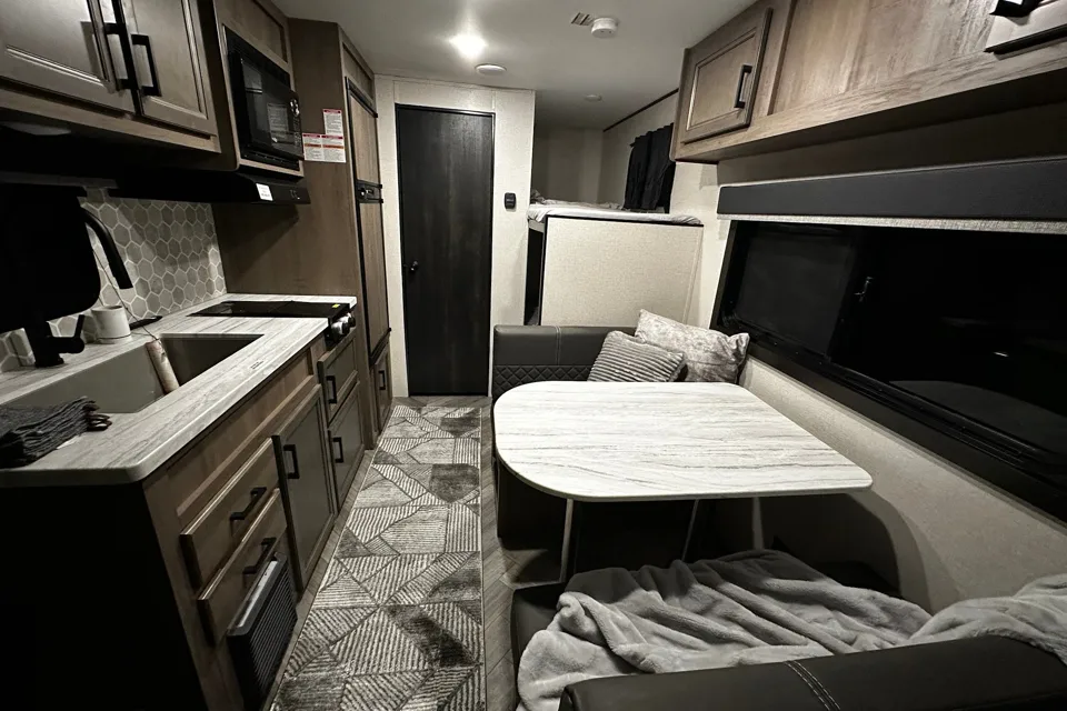 2021 Olympia Sport 19BH – Compact Family RV Rental