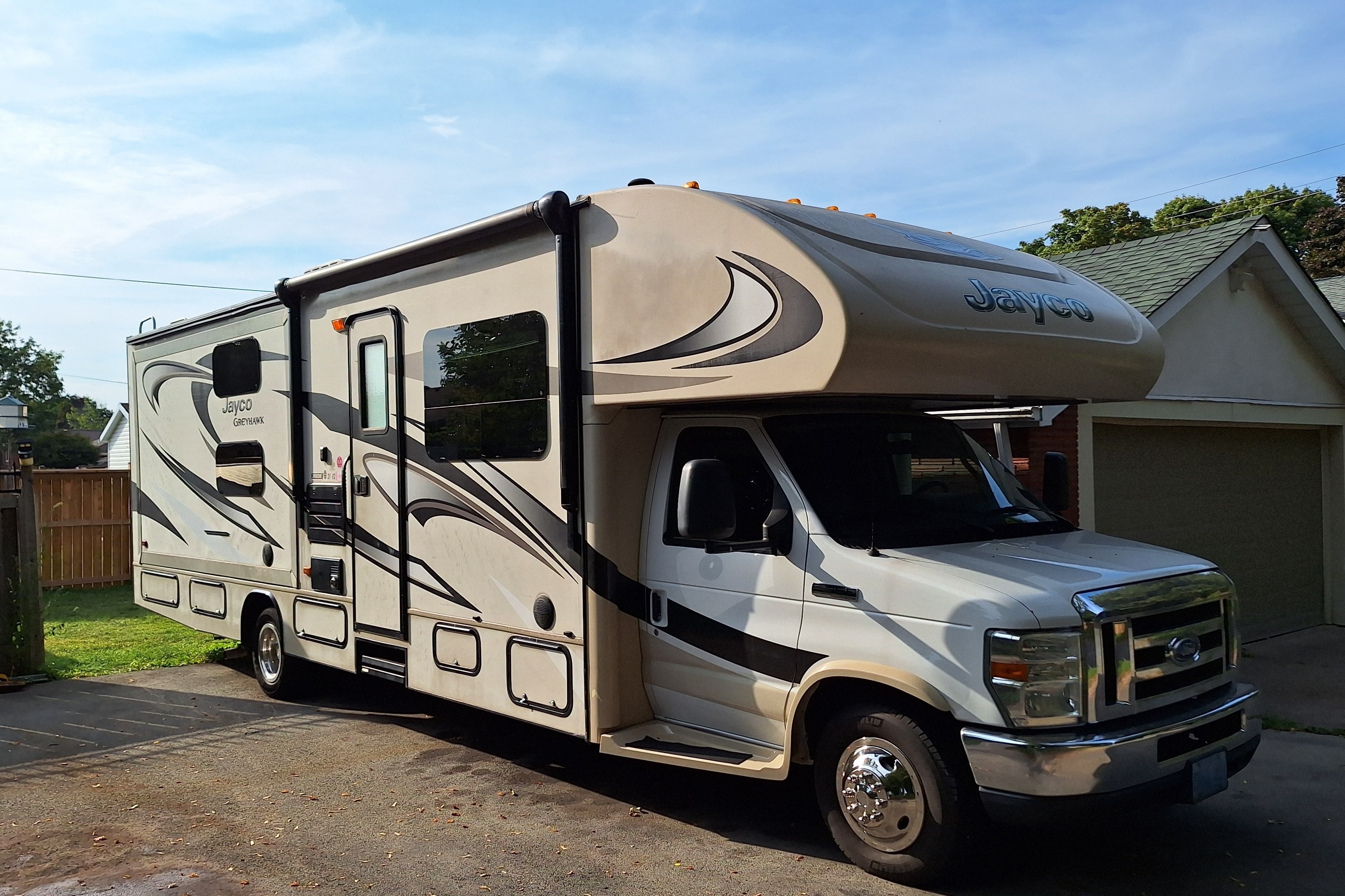 Smooth Sailing RV - Jayco Greyhawk 31FS Class C