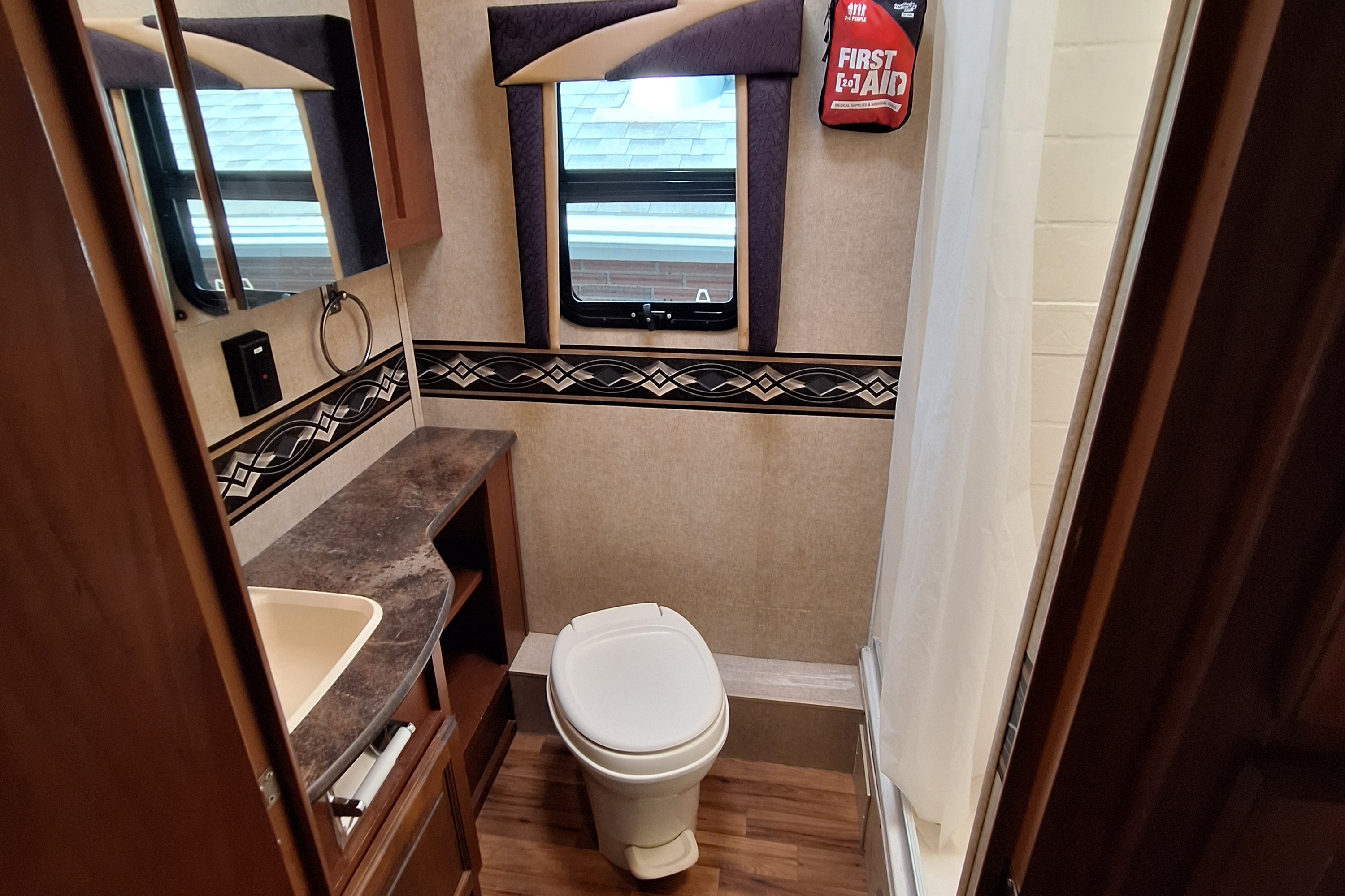 Smooth Sailing RV - Jayco Greyhawk 31FS Class C