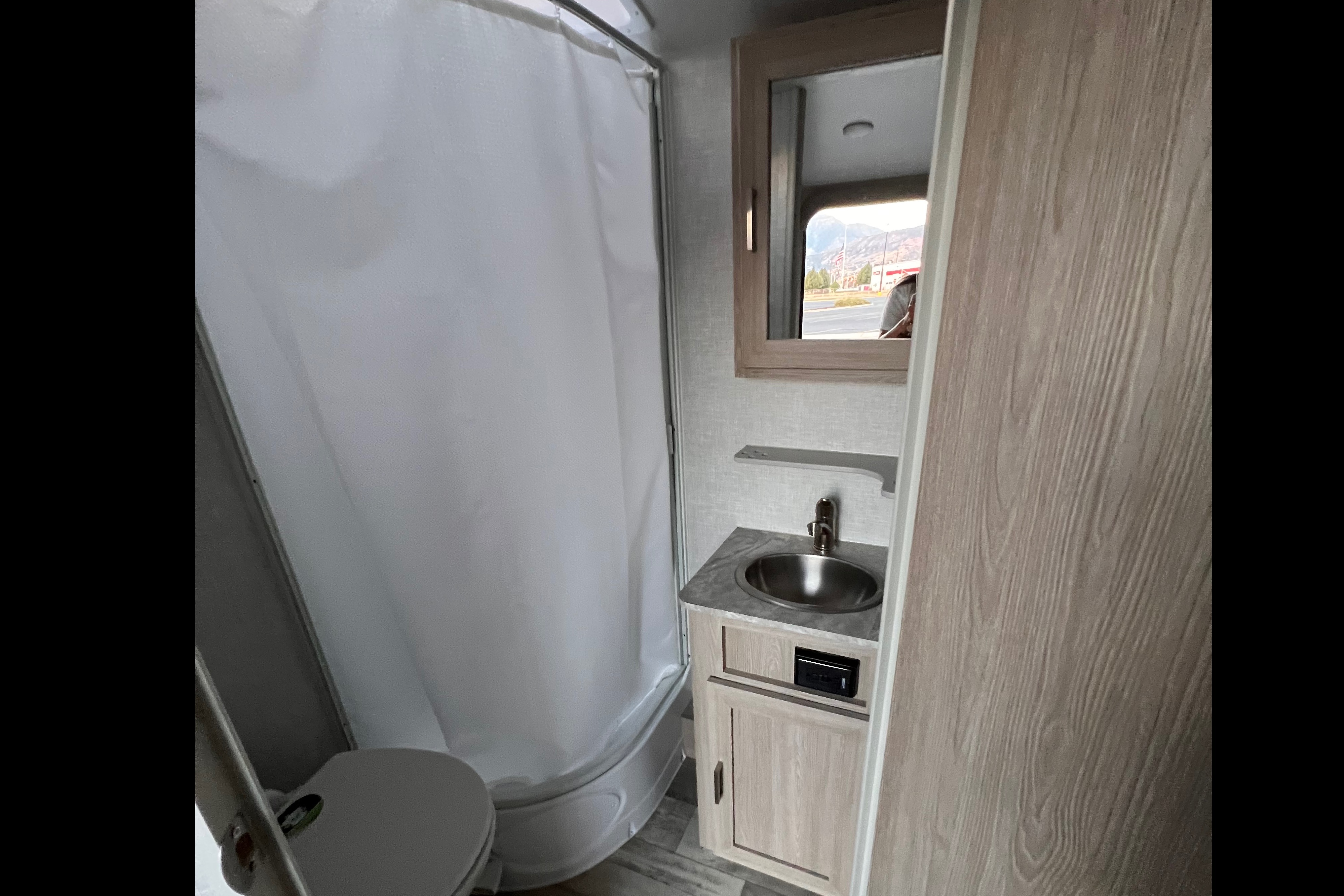 Sean's Forest River Flagstaff epro 19fbs Travel Trailer