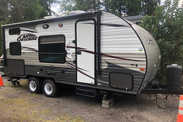 Maryna's Forest River Cascade 17BH Travel Trailer