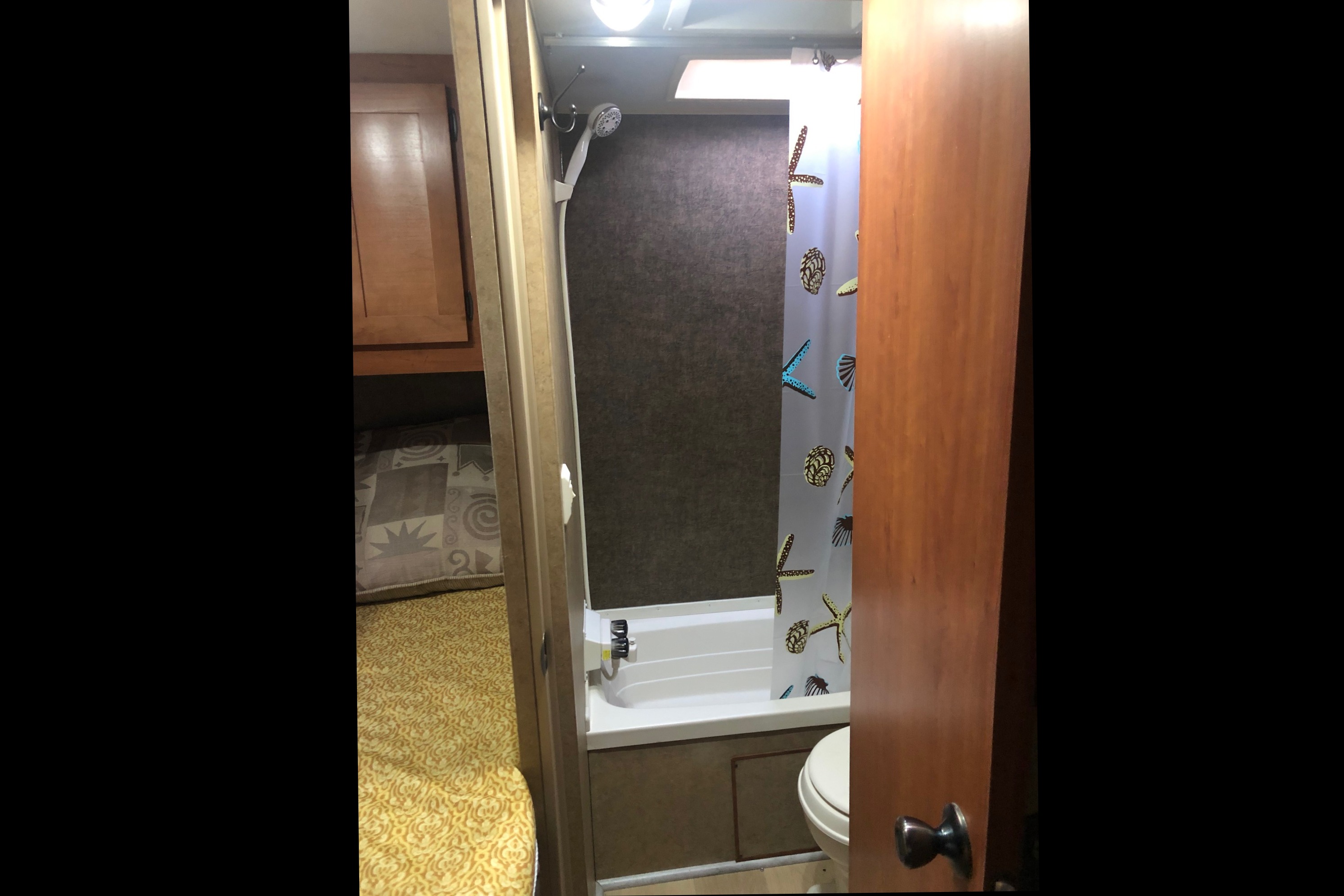 Maryna's Forest River Cascade 17BH Travel Trailer