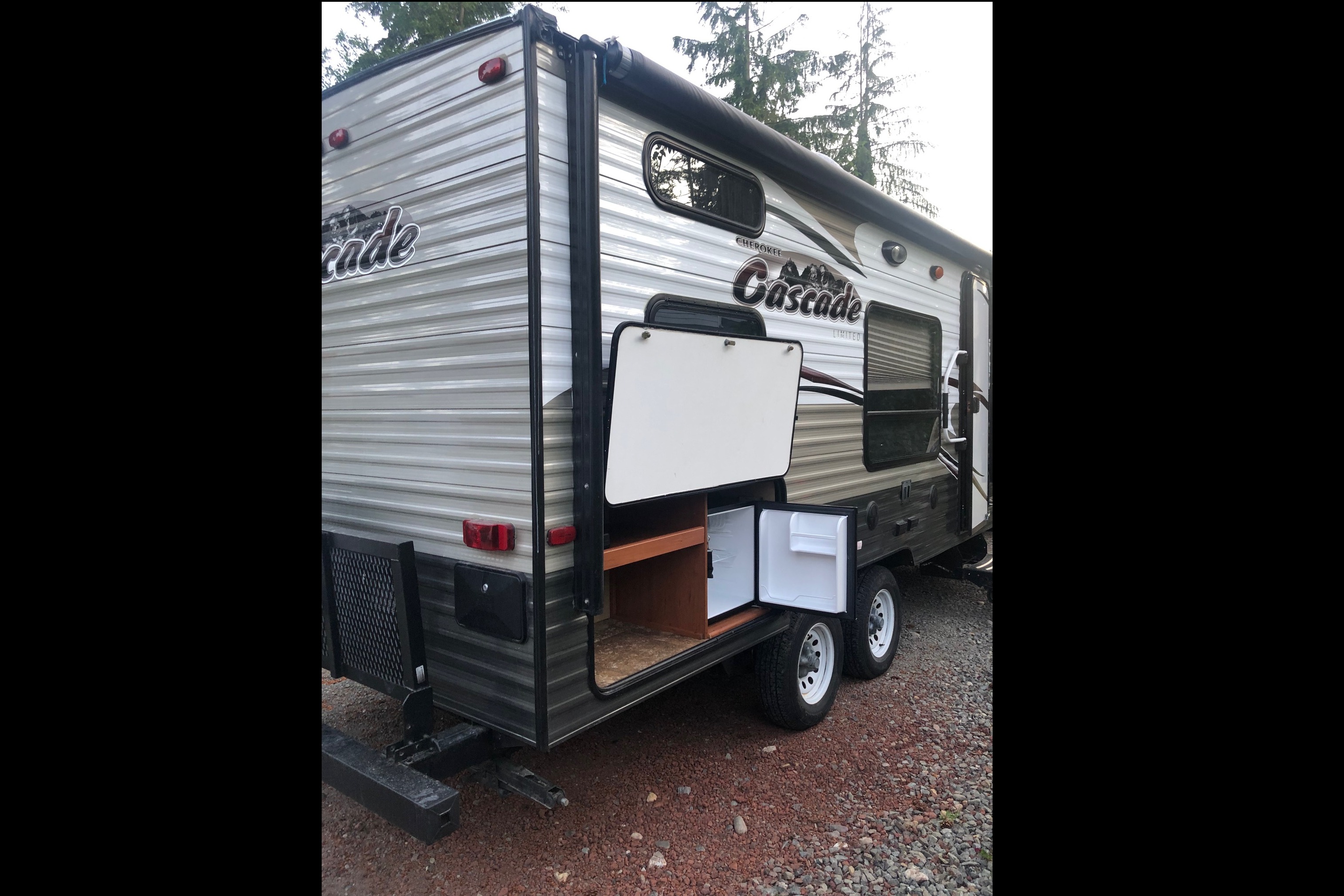 Maryna's Forest River Cascade 17BH Travel Trailer
