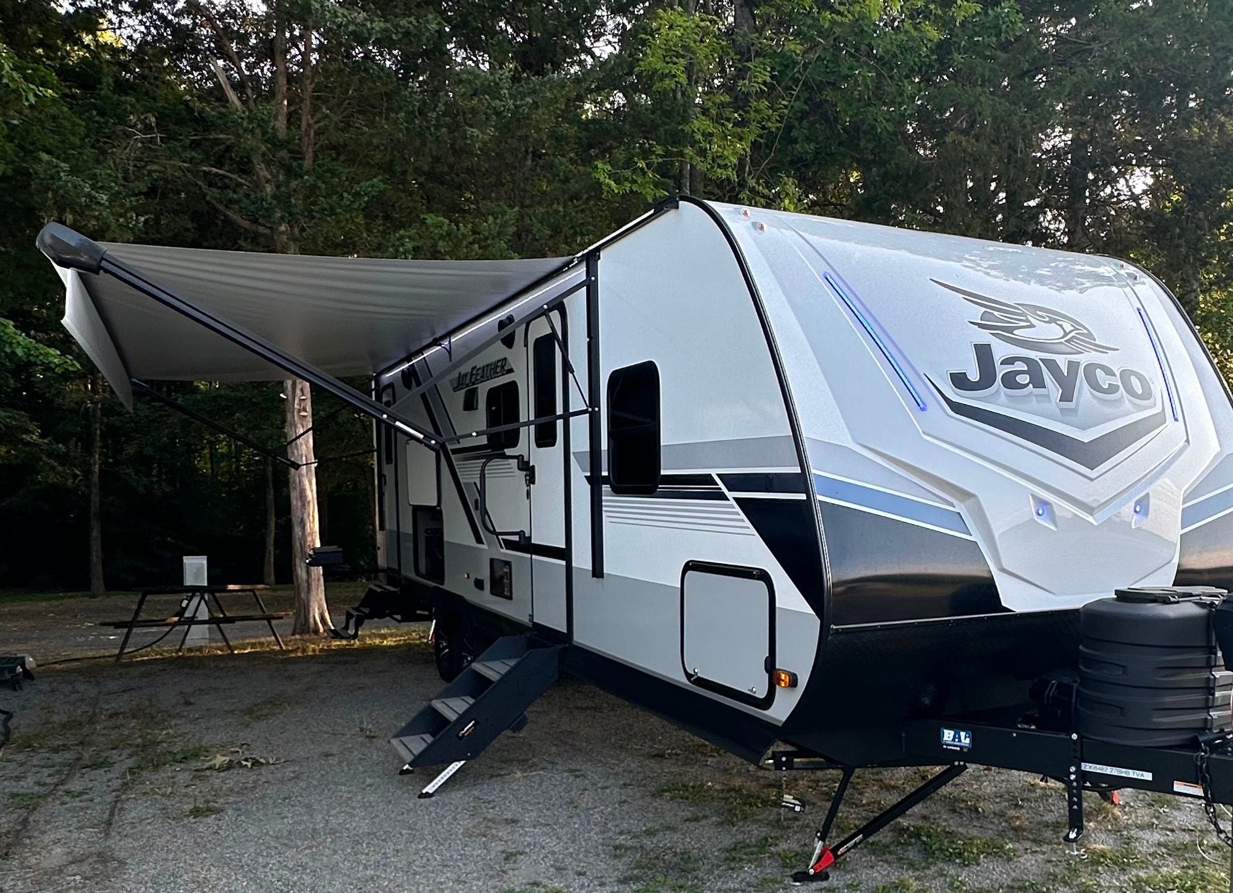 2024 Jayco Jay Feather 27BHB
