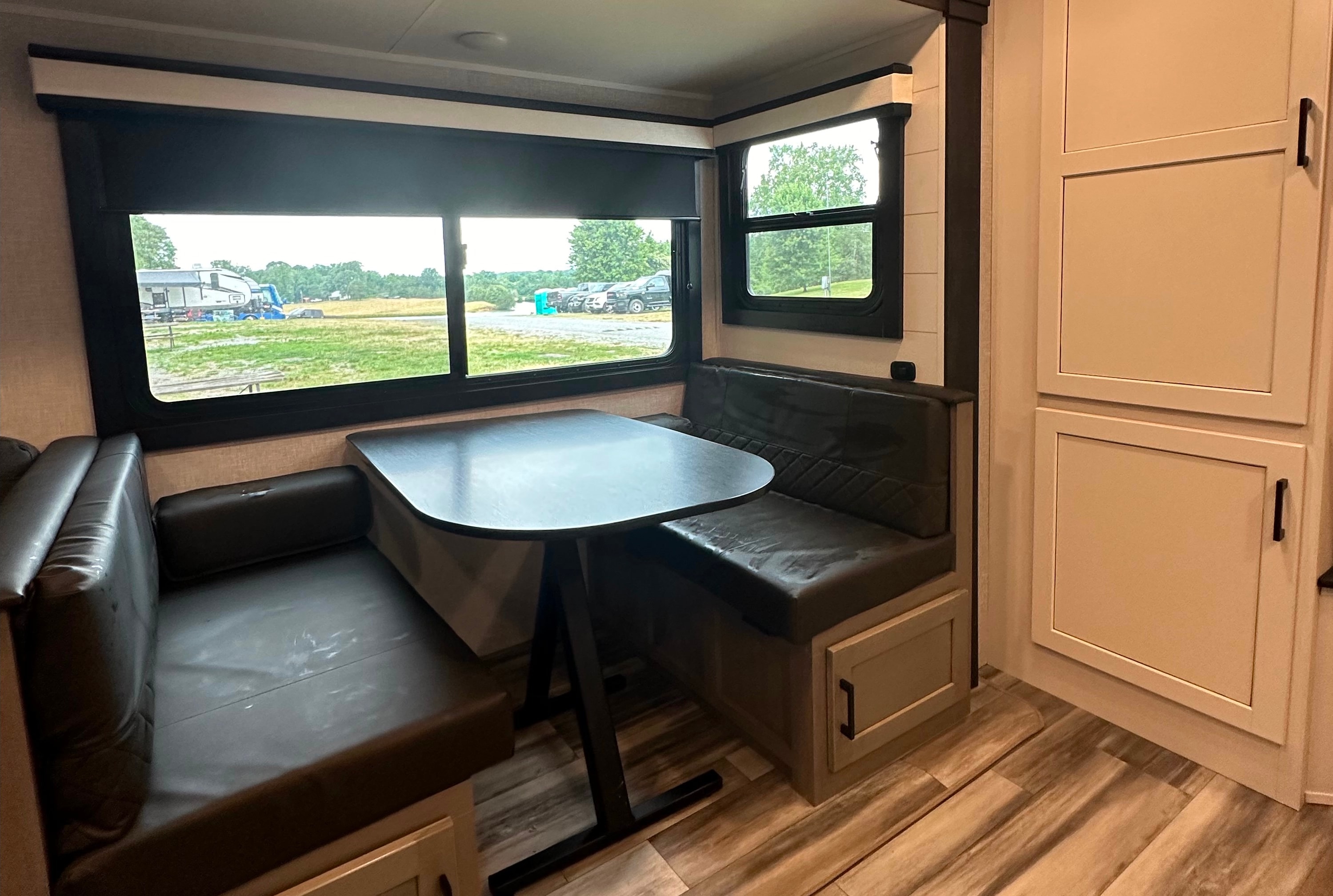 2024 Jayco Jay Feather 27BHB