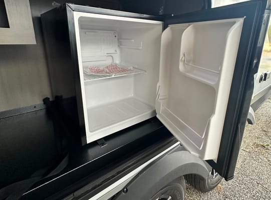 2024 Jayco Jay Feather 27BHB