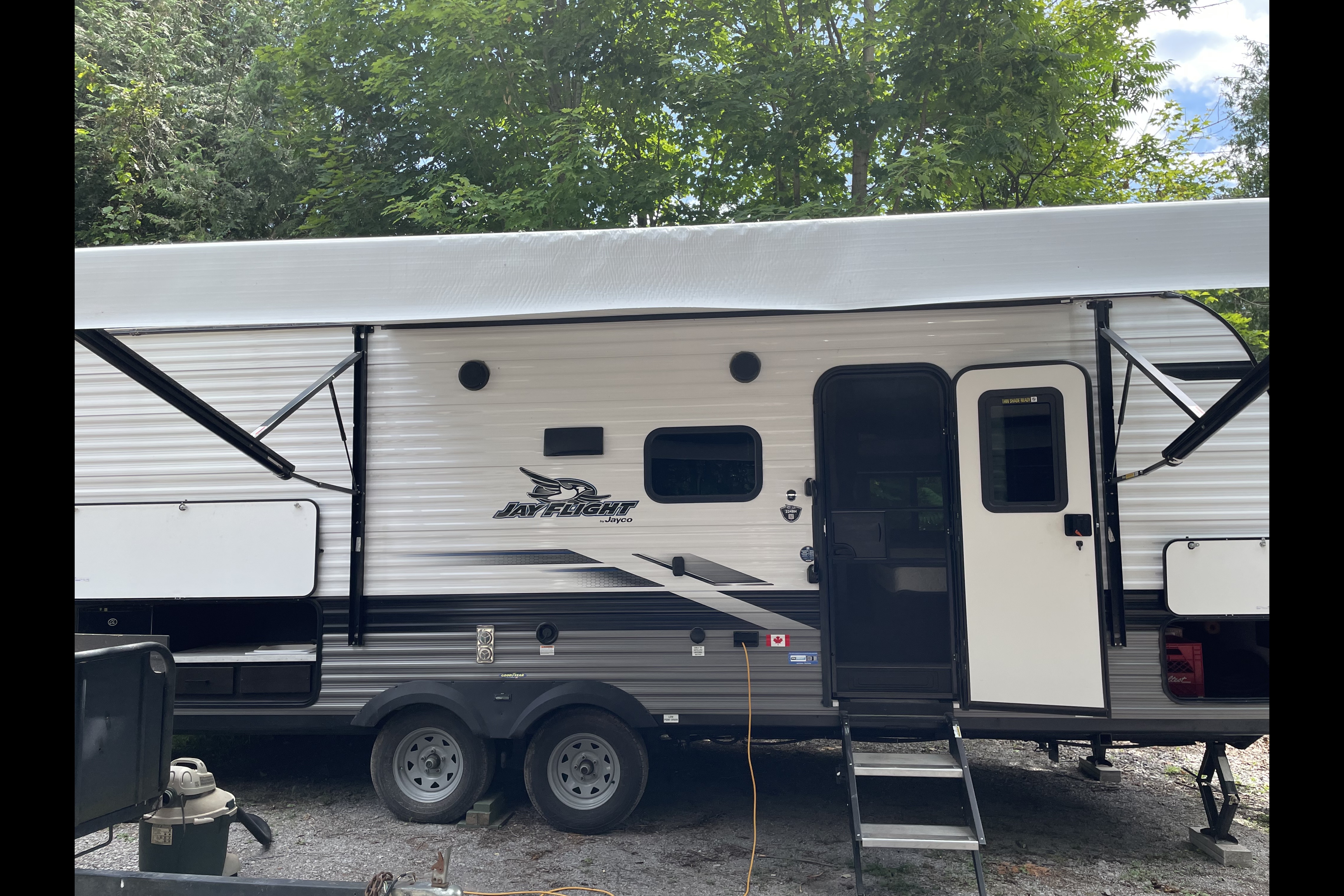 Janet's Jayco Jay Flight SLX Travel Trailer