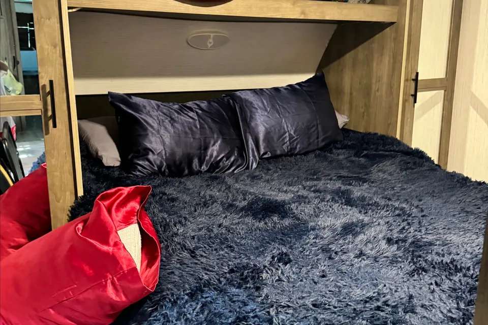 Linda’s 2022 travel trailer with bunkhouse & outdoor kitchen