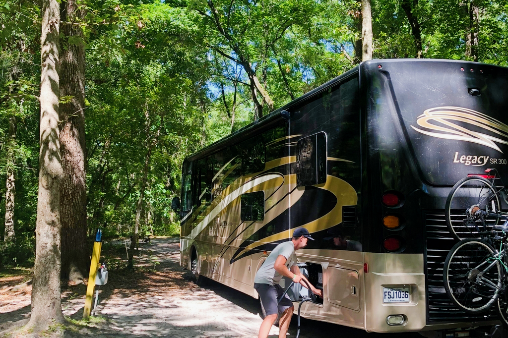 Forest River Legacy SR300, 340BH Classe A