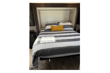 Ustacyia's Class C Jayco Greyhawk