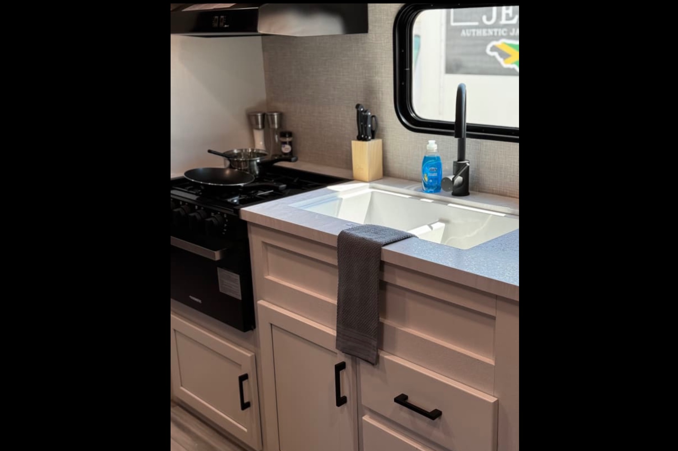 Jaxson's Jayco Jayflight SLX Travel Trailer