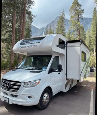 2023 Thor Mercedes Benz Quantum Motorhome Class C