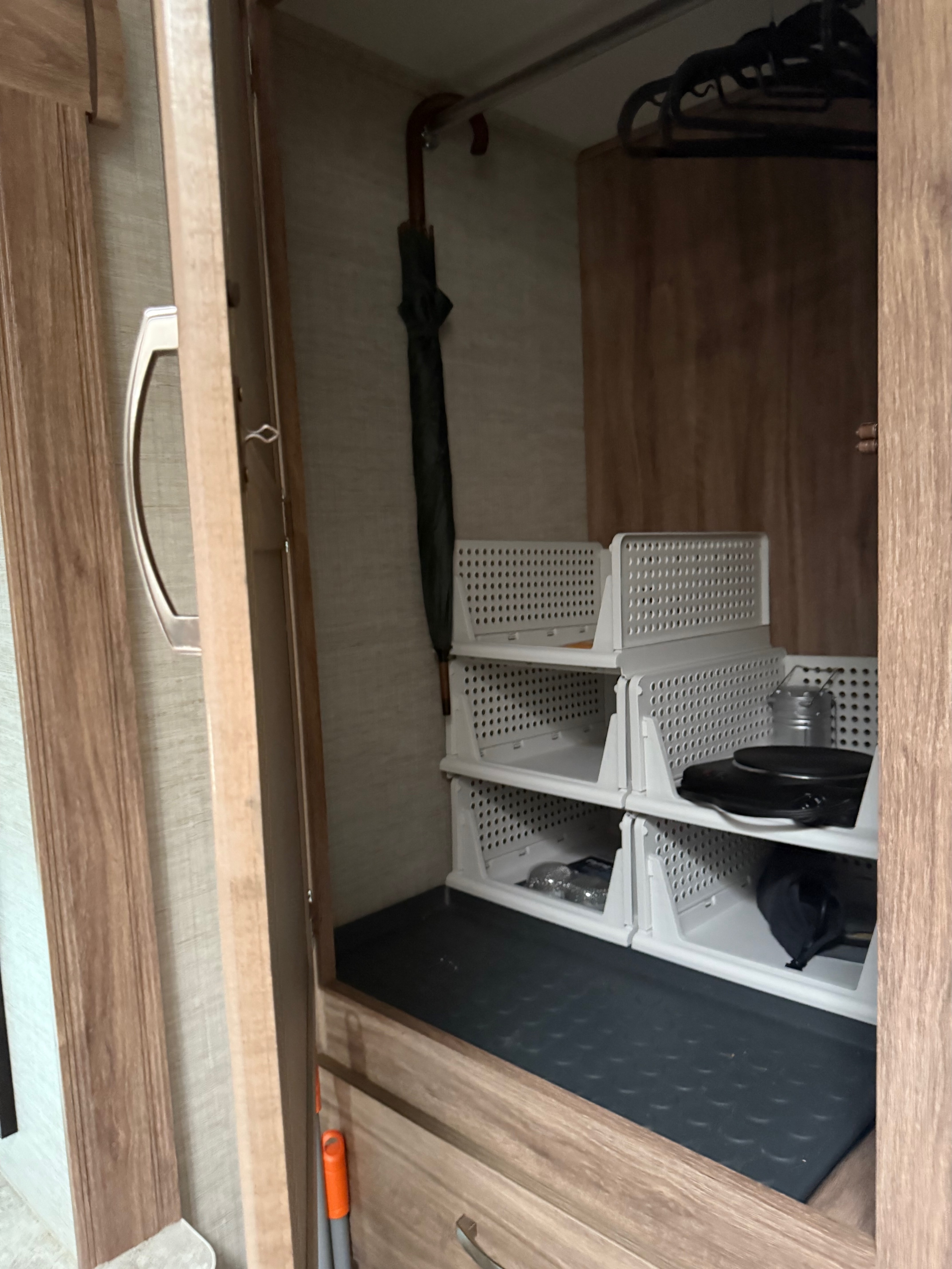 Roxanne's Jayco RedHawks 22c Class C