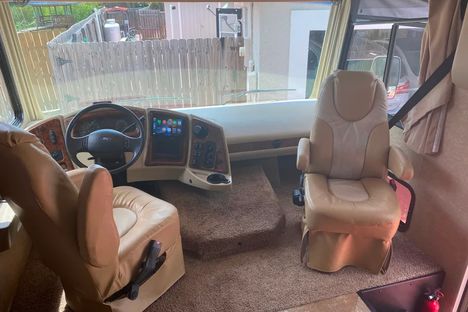 Gary's Coachmen Mirada 35BH Class A