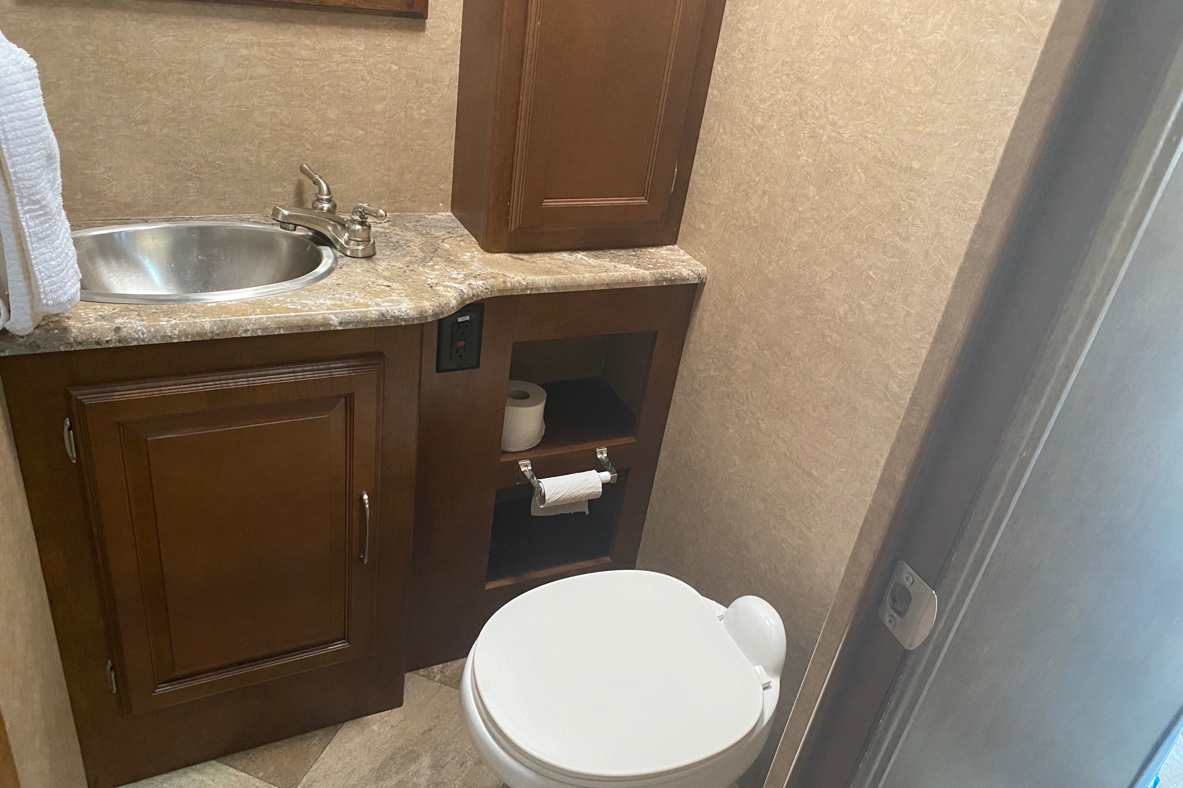 Gary's Coachmen Mirada 35BH Class A