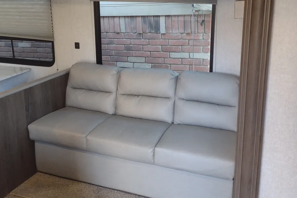 Silver Lake 1 w/Bunks: Delivery Available ($85):No Prep Fee: Equipped