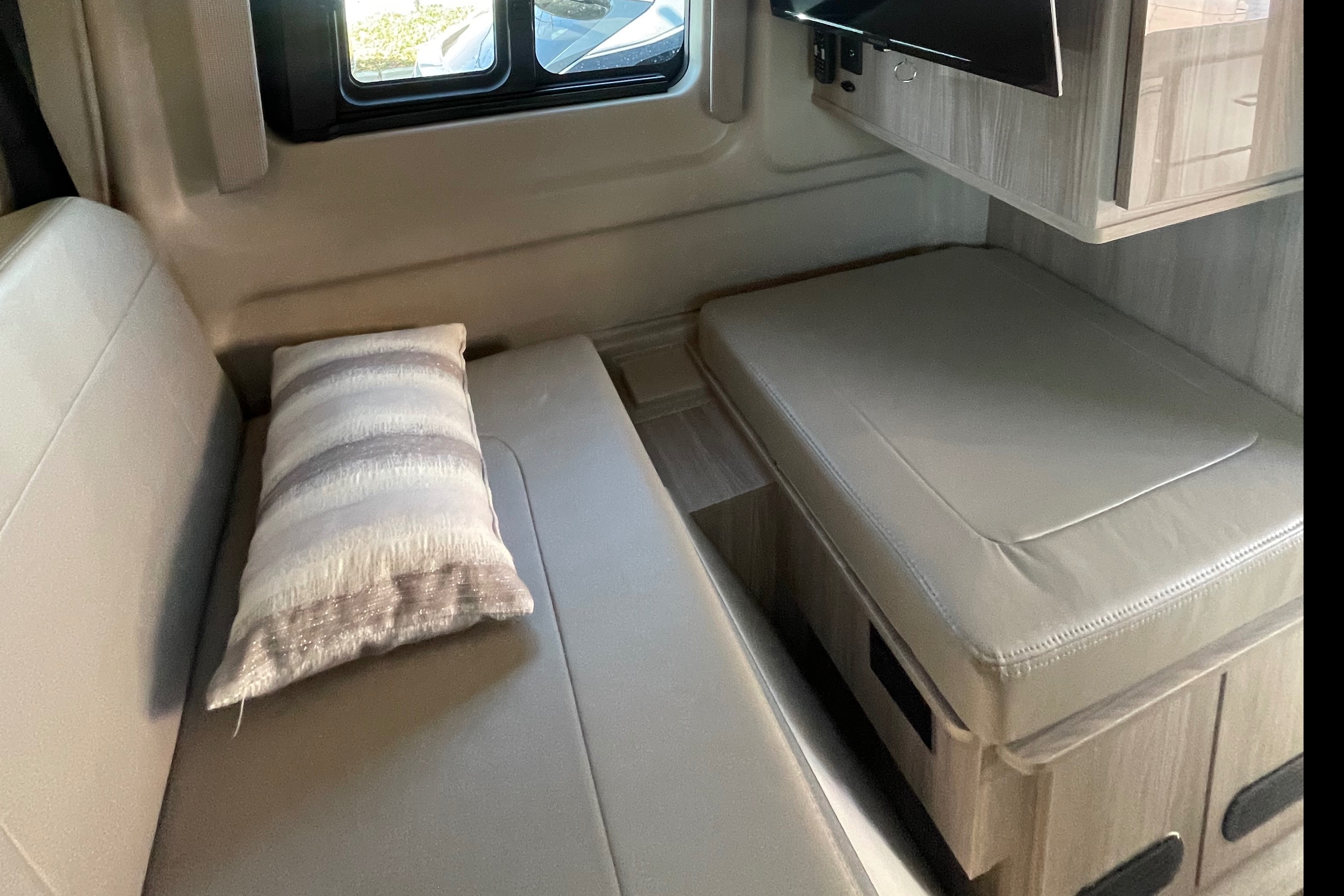 Thor Motor Coach 2022Class