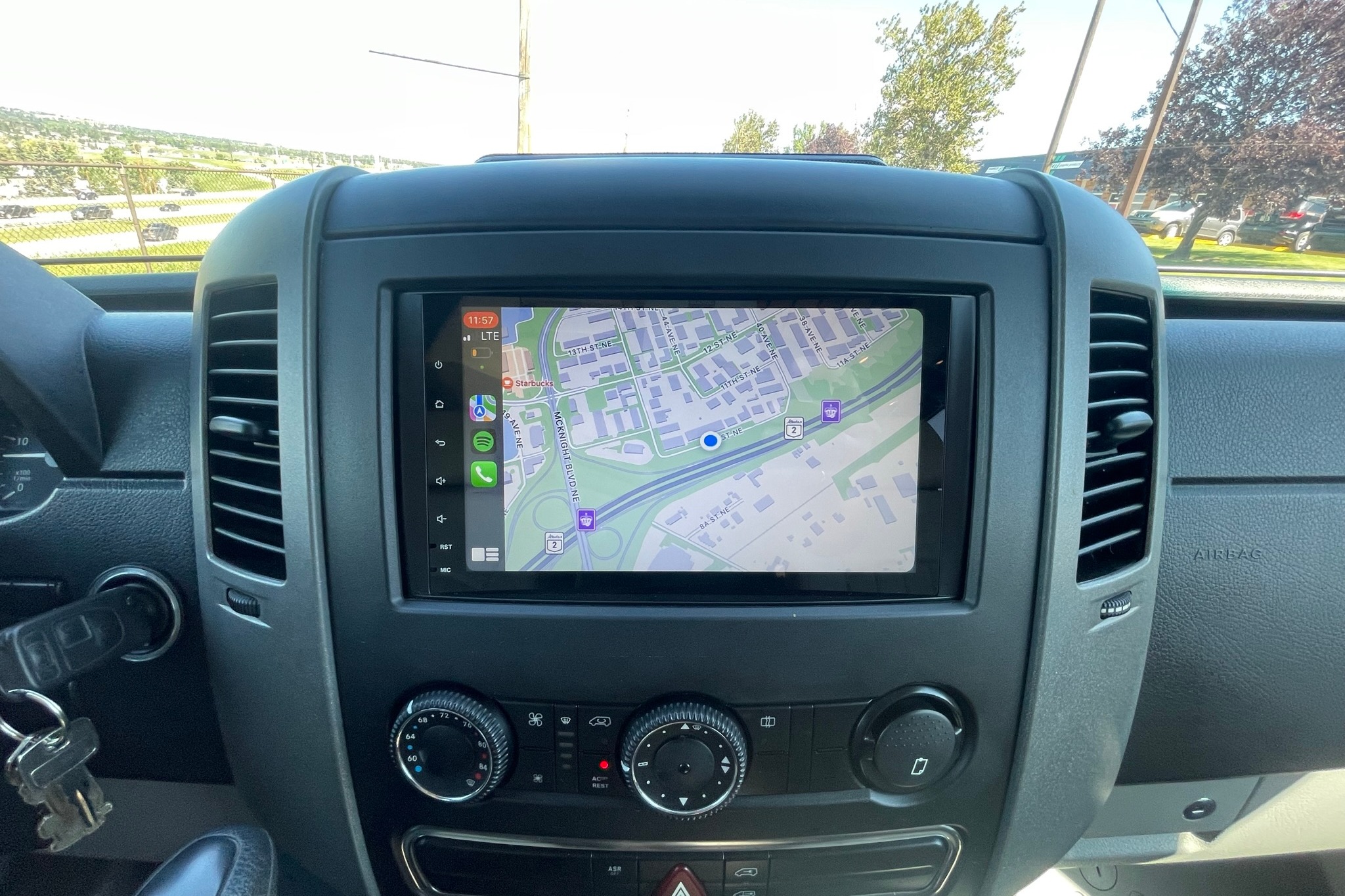 Ben's - Luxury Adventure Van