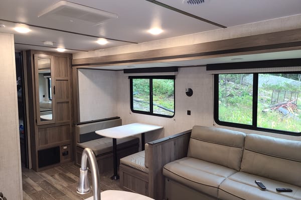 Grand River 32BH Travel Trailer with bunk room
