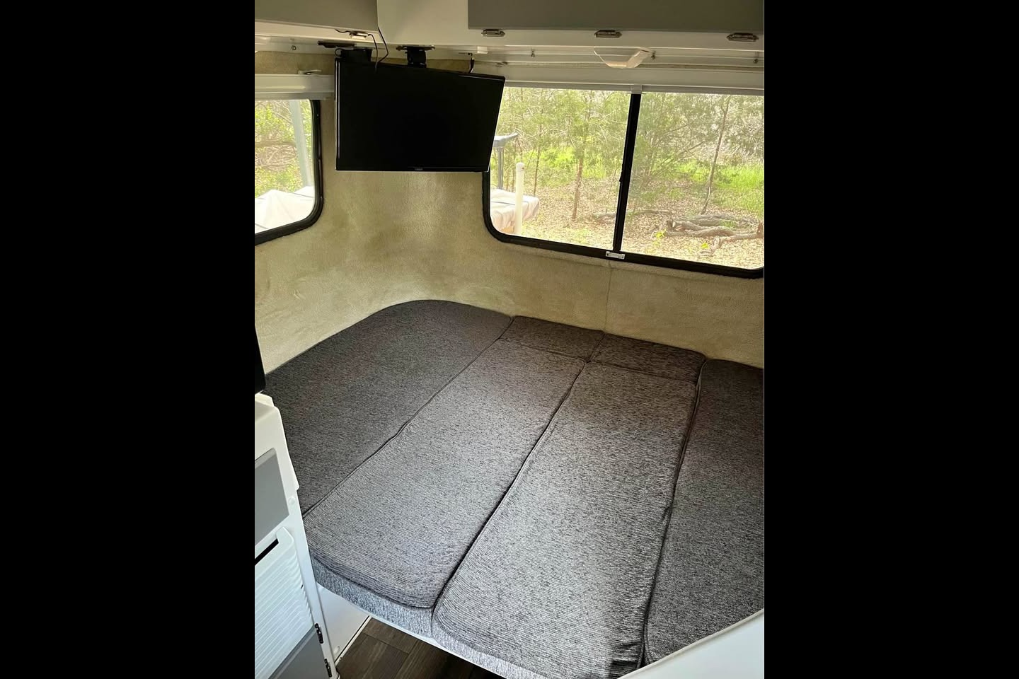 Casita Spirit Deluxe – Lightweight Adventure Egg