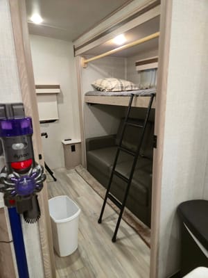 Forest River 8336bh Travel Trailer