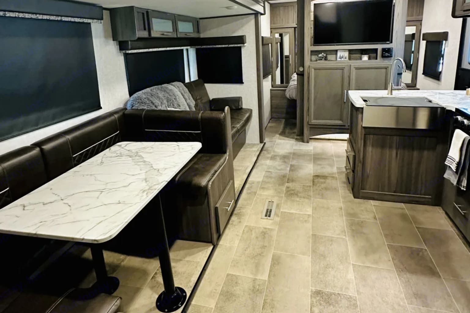 "Koda" ***Delivery Only*** 2021 Dutchmen Kodiak 283BHSL Travel Trailer